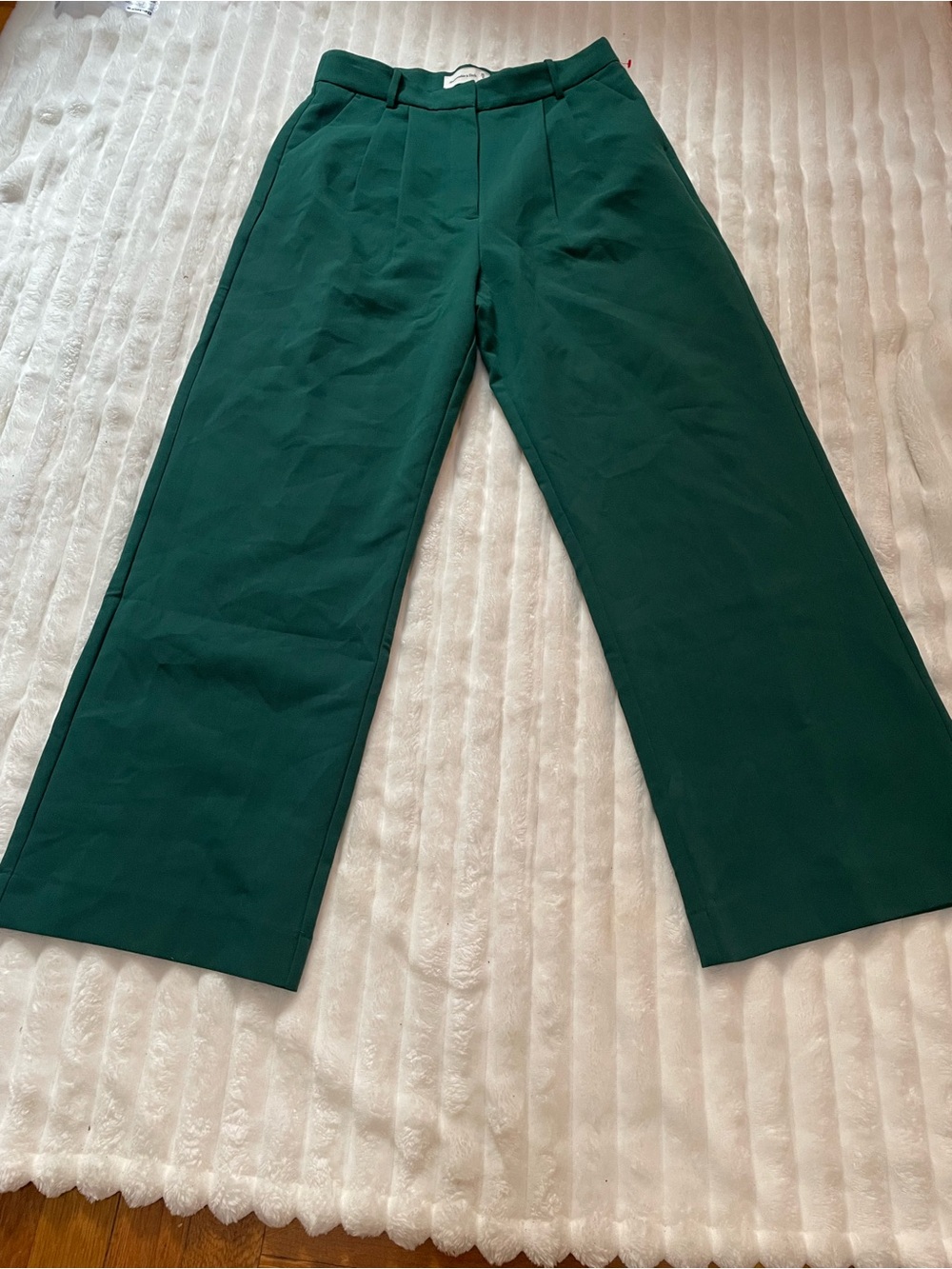 Abercrombie & Fitch Wide-Leg High-Rise Pants in Forest Green - Picture 8 of 16